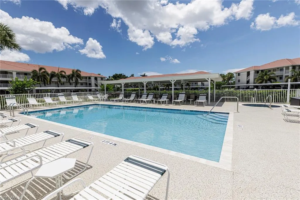 Naples, Florida 34104, United States, 2 Bedrooms Bedrooms, ,2 BathroomsBathrooms,Residential,Active,48638