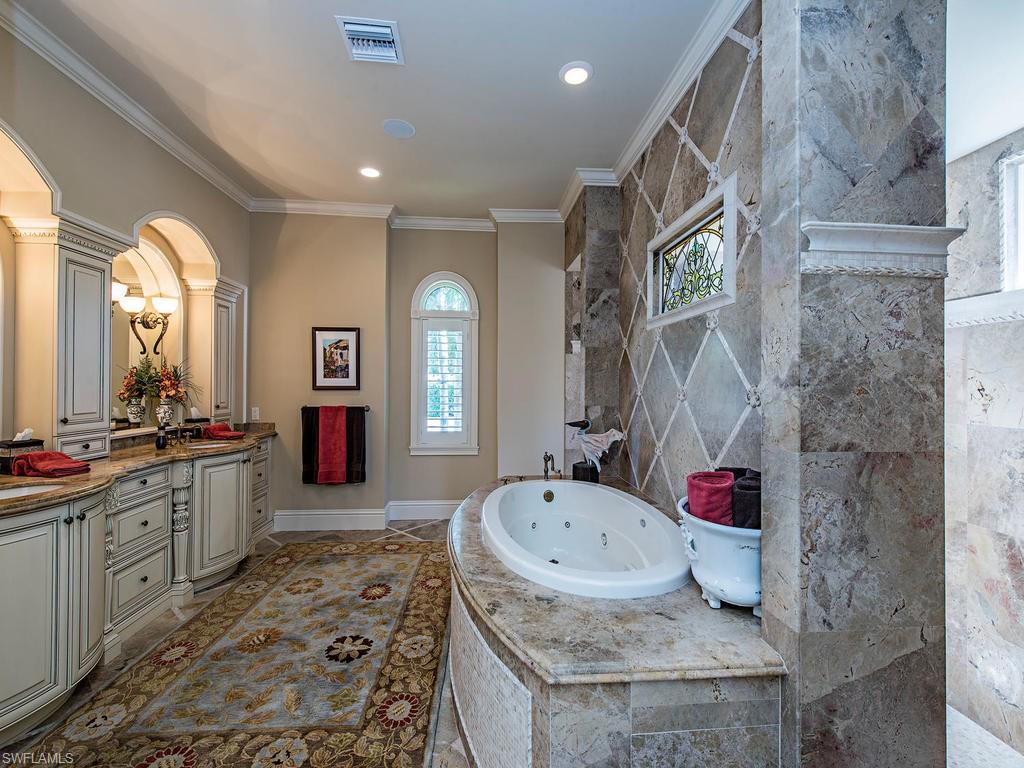 MARCO BEACH - Residential