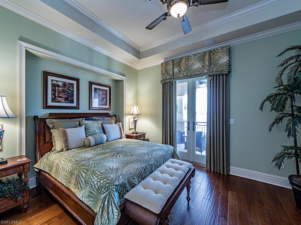 MARCO BEACH - Residential