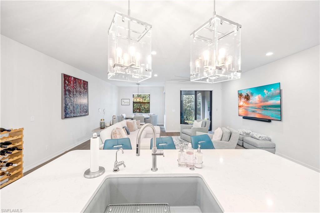 HAMILTON PLACE - Residential