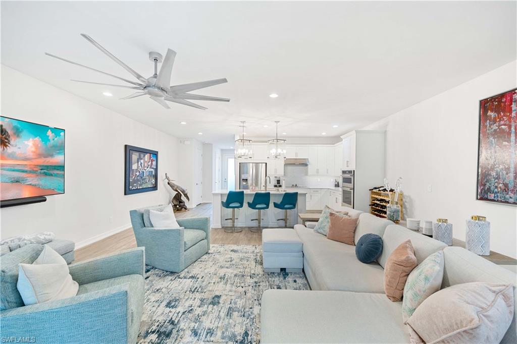 HAMILTON PLACE - Residential