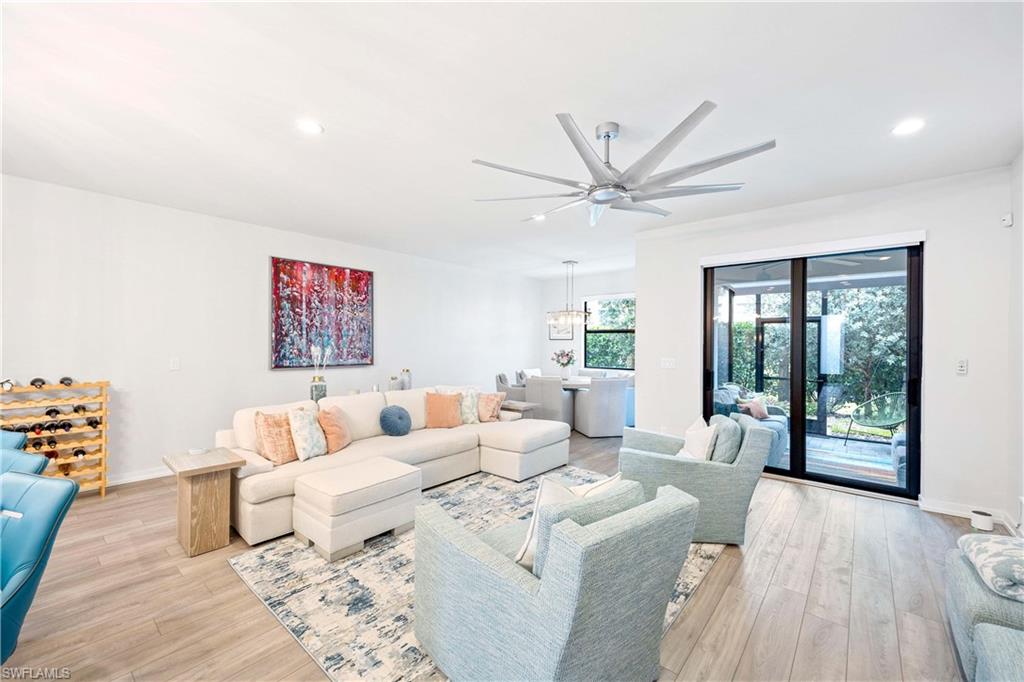 HAMILTON PLACE - Residential