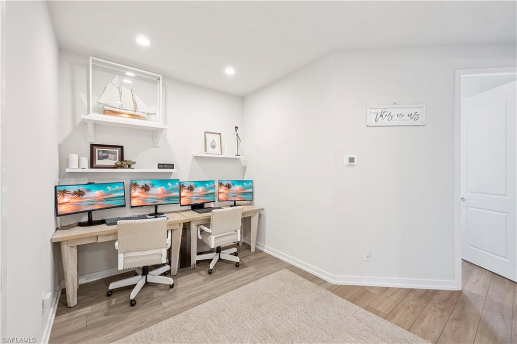 HAMILTON PLACE - Residential