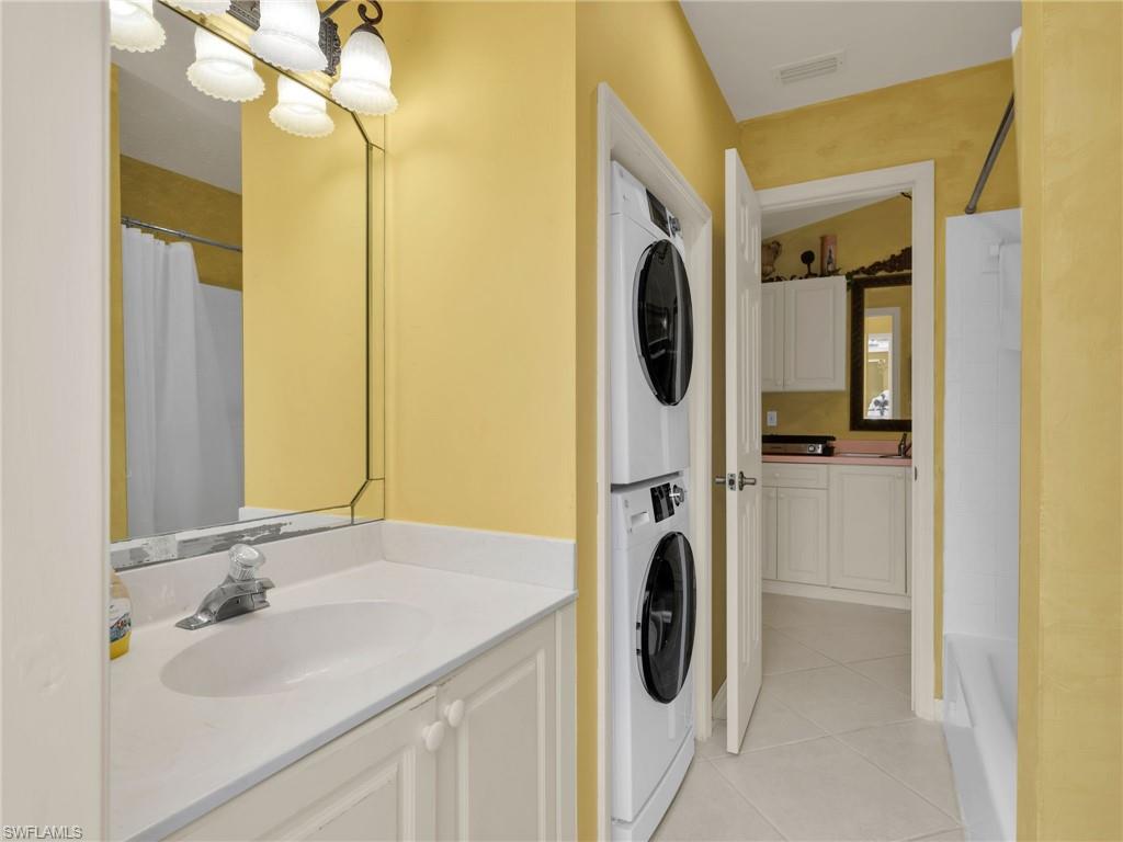 GOLDEN GATE ESTATES - Residential Lease