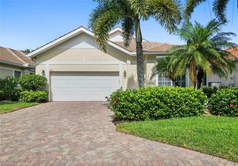 Ranch in NAPLES FL 413 Chartwell PL.jpg