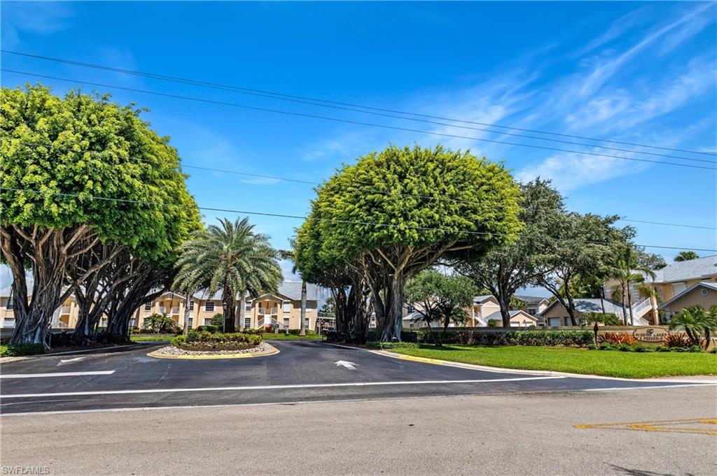 WIGGINS LAKES AND PRESERVES - Residential