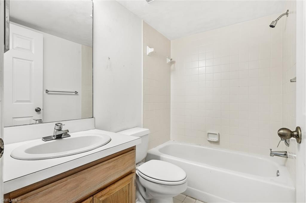 WIGGINS LAKES AND PRESERVES - Residential