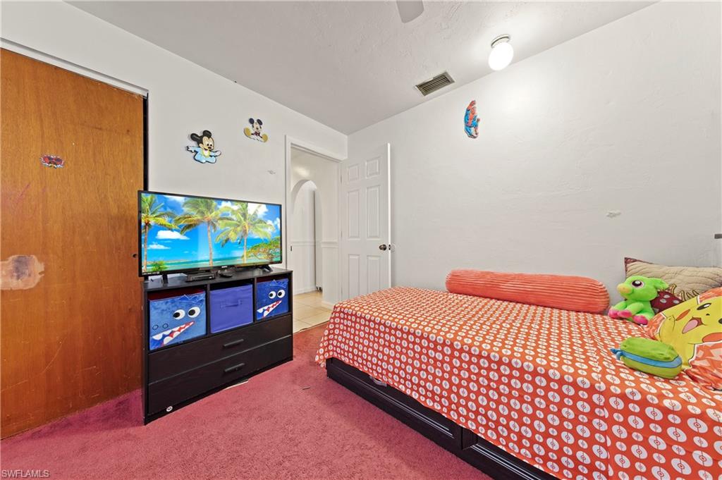 FORT MYERS SHORES - Residential