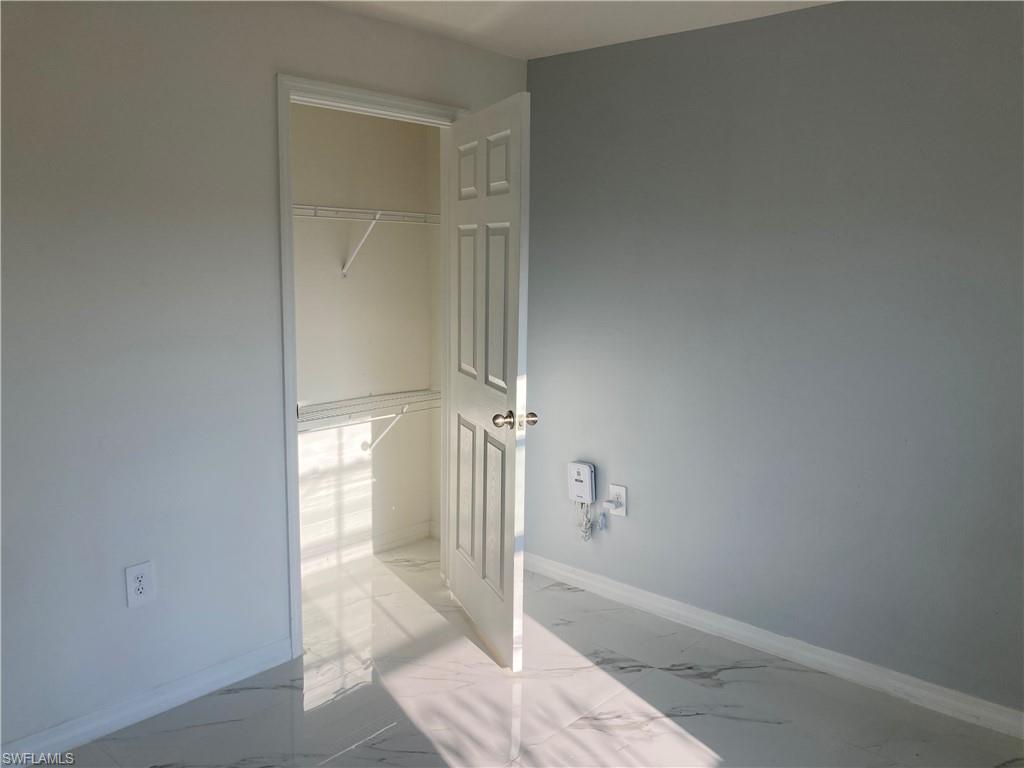 BANYAN VILLAGE - Residential