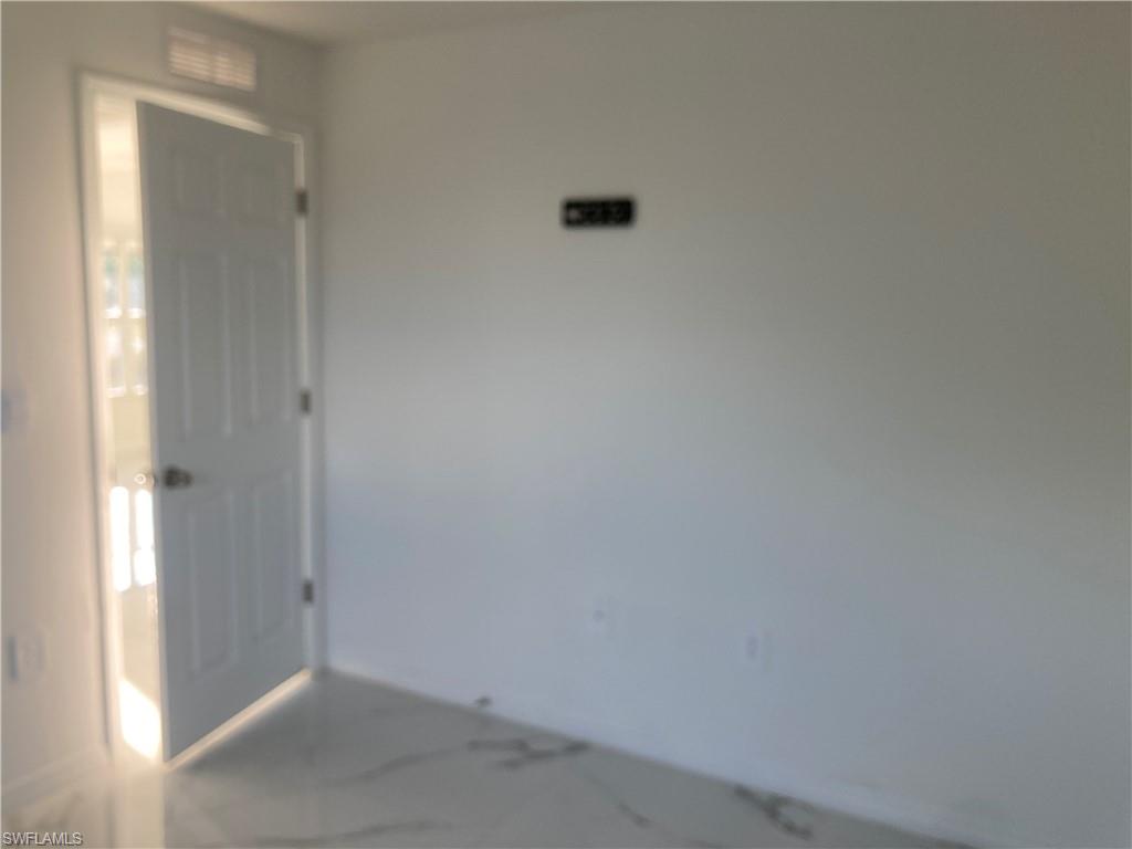 BANYAN VILLAGE - Residential