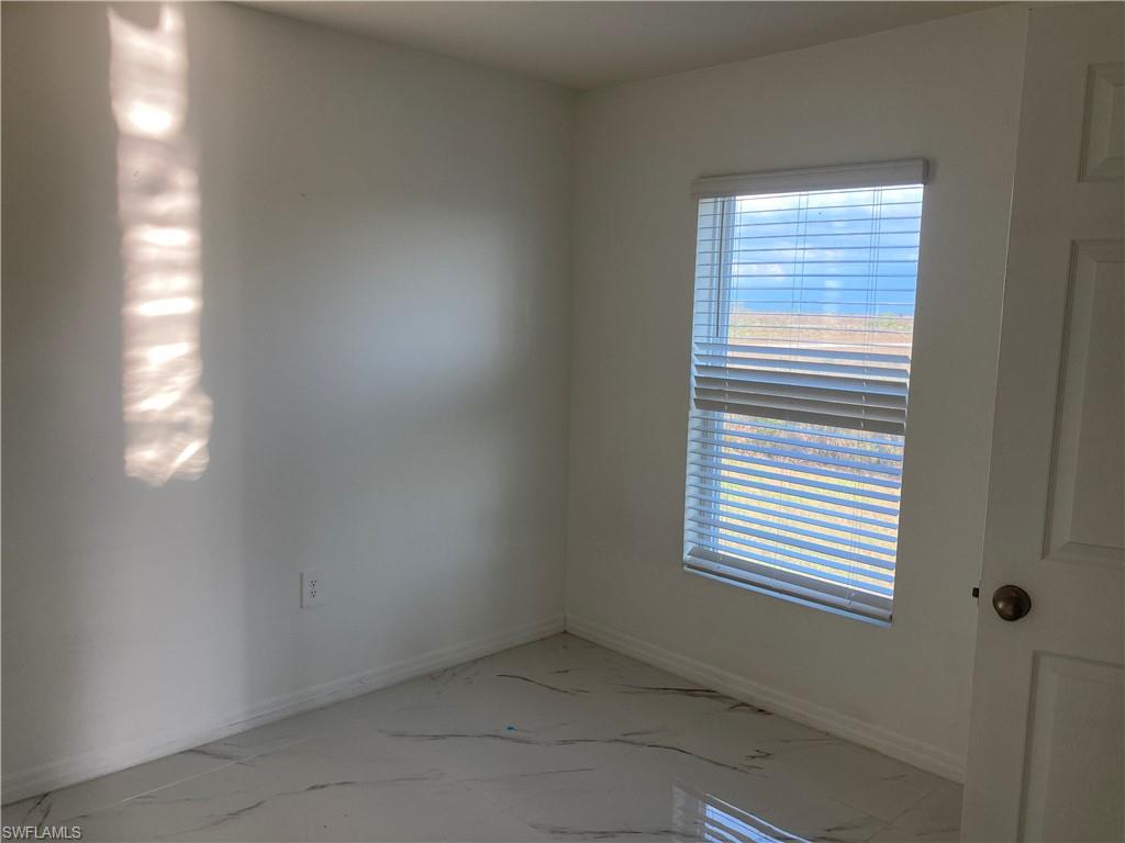 BANYAN VILLAGE - Residential