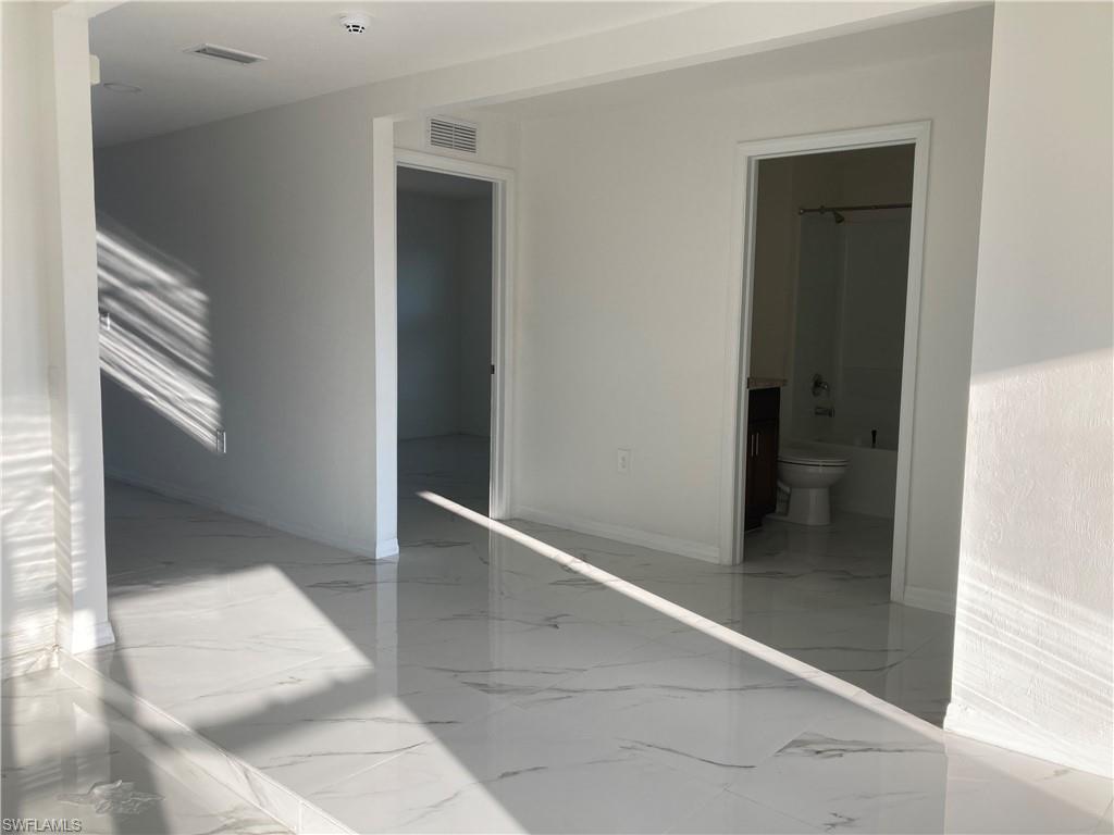 BANYAN VILLAGE - Residential