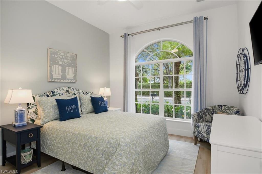 BRADFORD LAKES - Residential