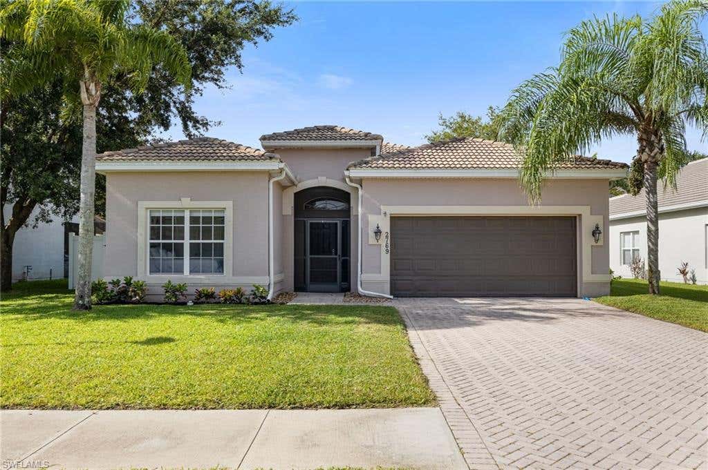 Photo of 2769 Inlet Cove LN W, NAPLES, FL 34120 (MLS # 226026544)