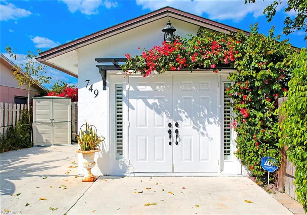 NAPLES PARK - Residential Lease