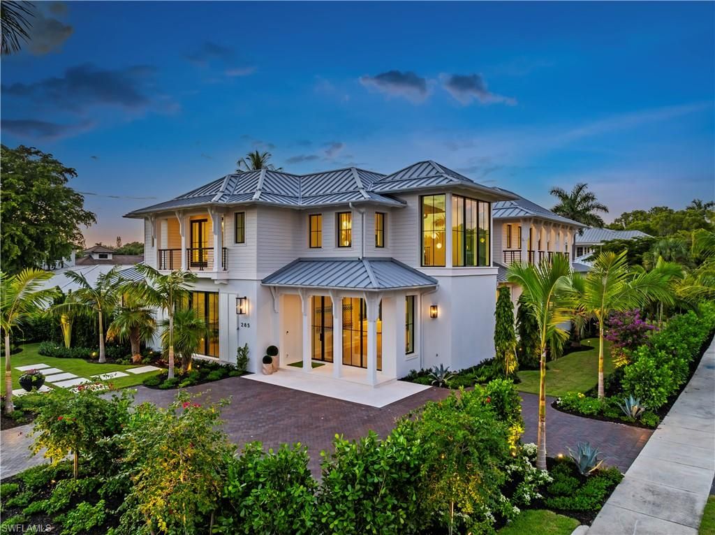 Photo of 285 Central AVE, NAPLES, FL 34102 (MLS # 225073939)