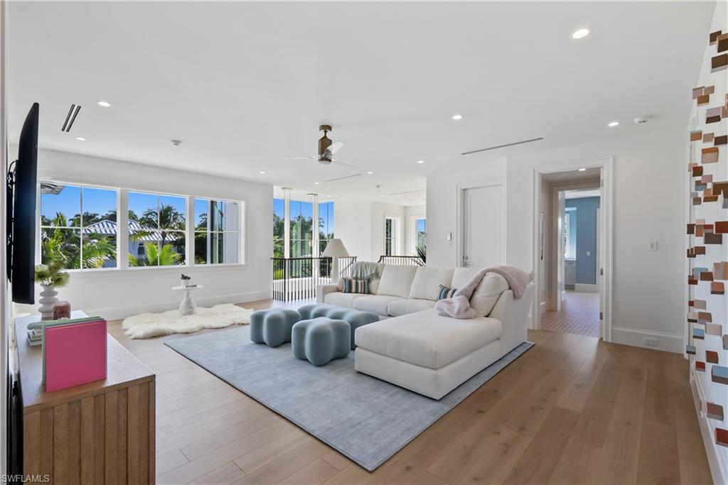 OLDE NAPLES - Residential