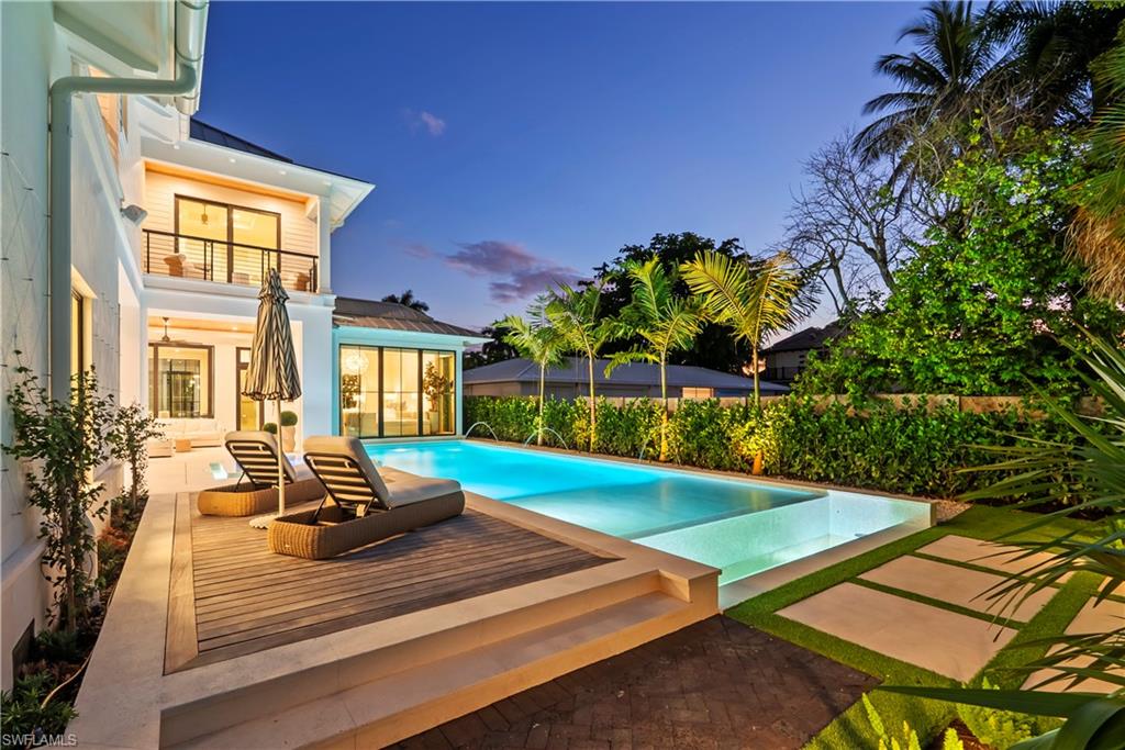 OLDE NAPLES - Residential