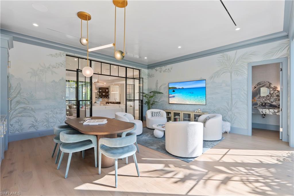 OLDE NAPLES - Residential