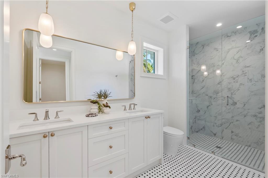 OLDE NAPLES - Residential