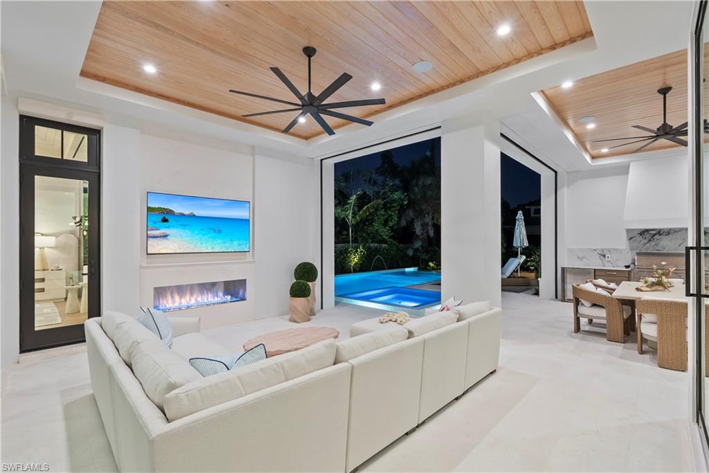 OLDE NAPLES - Residential