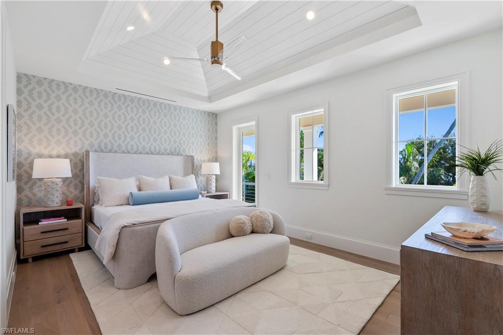 OLDE NAPLES - Residential