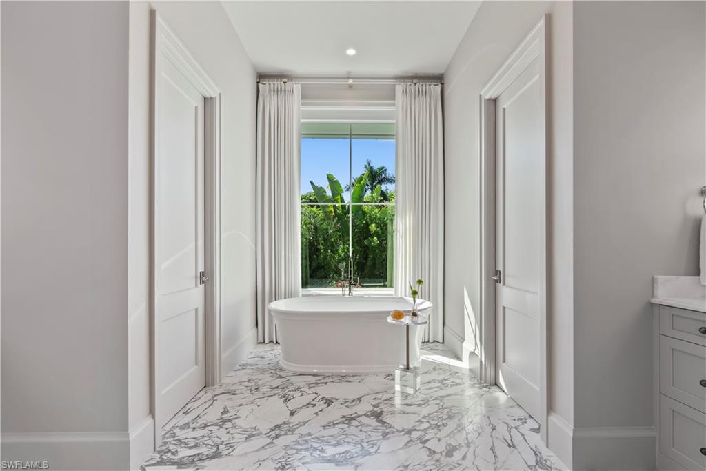 OLDE NAPLES - Residential