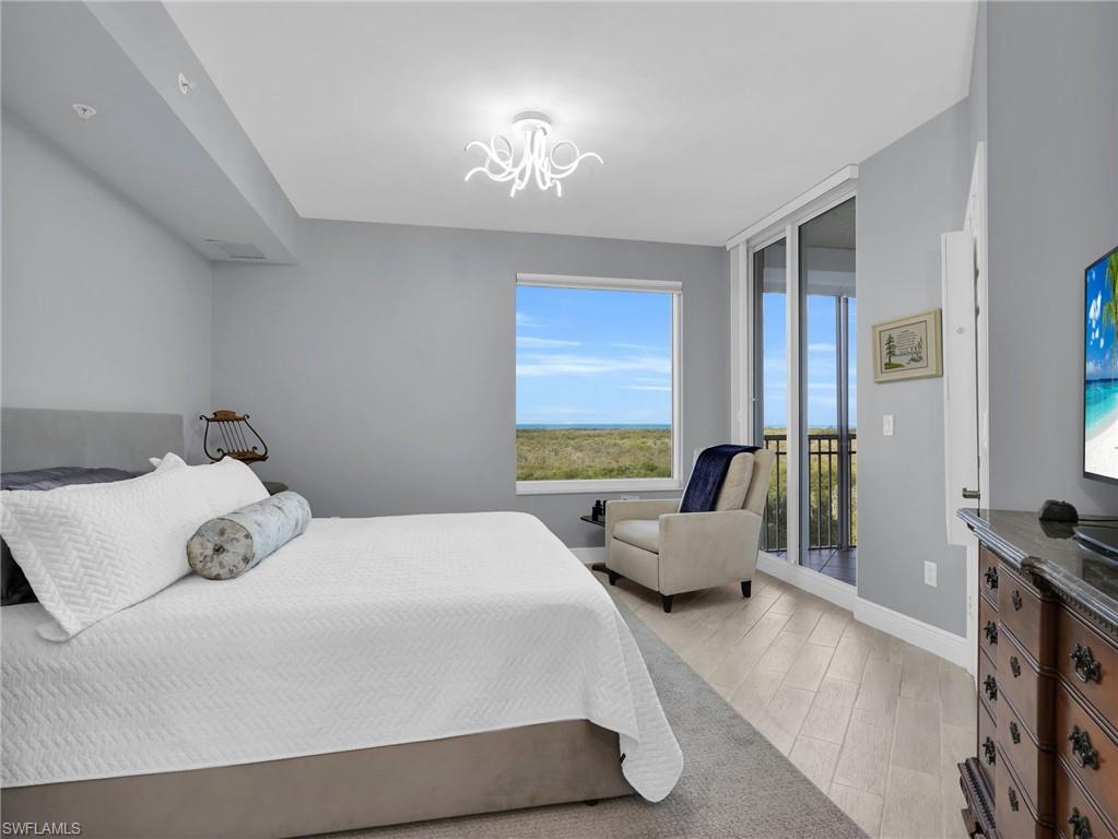 TOWER POINTE AT ARBOR TRACE - Residential