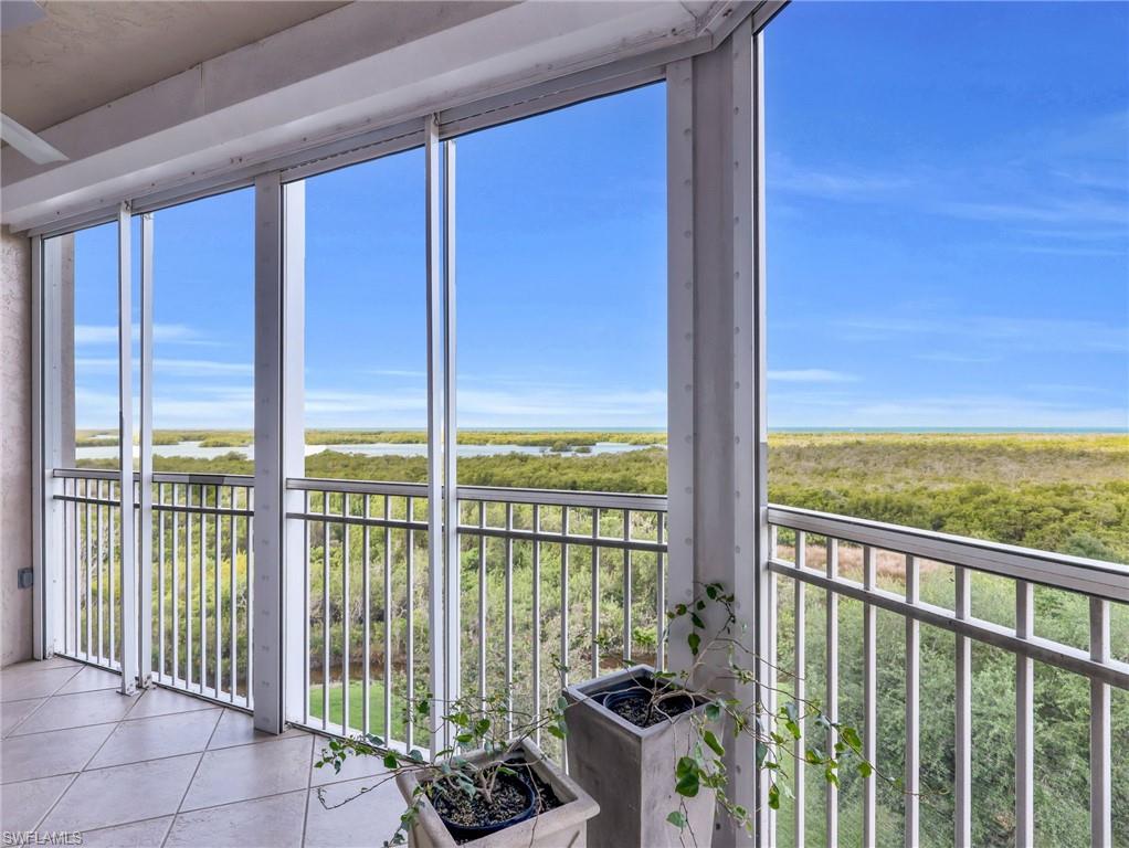 TOWER POINTE AT ARBOR TRACE - Residential