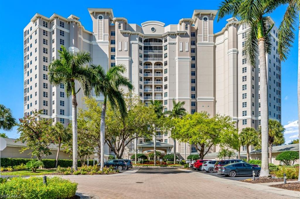 TOWER POINTE AT ARBOR TRACE - Residential