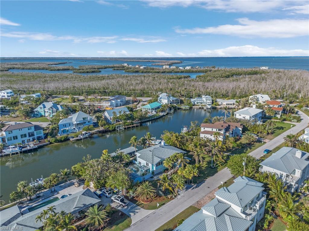 SANIBEL ISLES - Residential