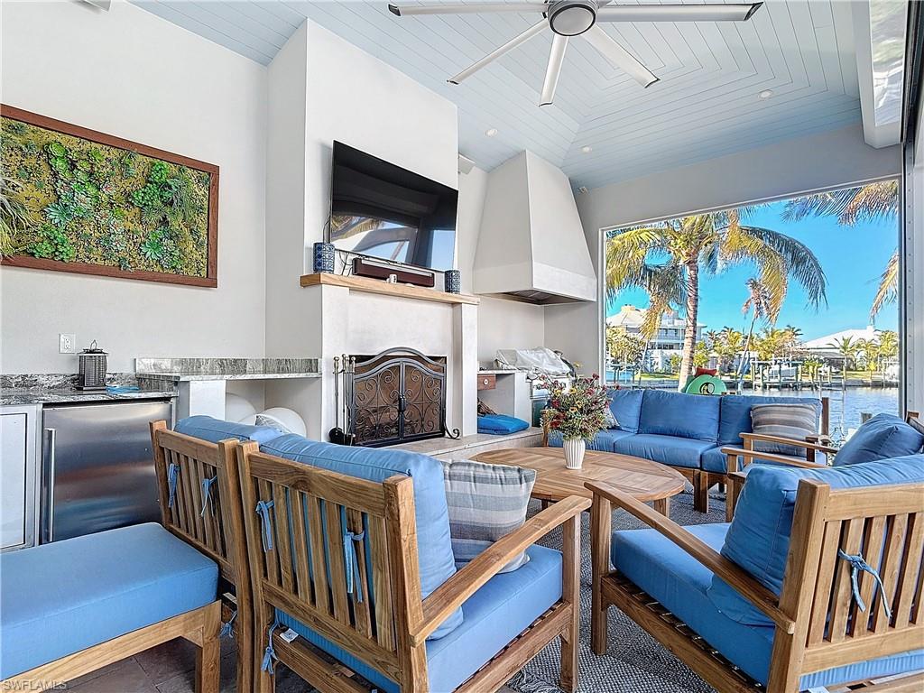 SHELL HARBOR - Residential