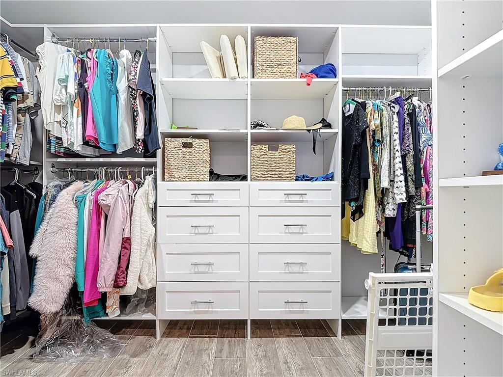 SHELL HARBOR - Residential