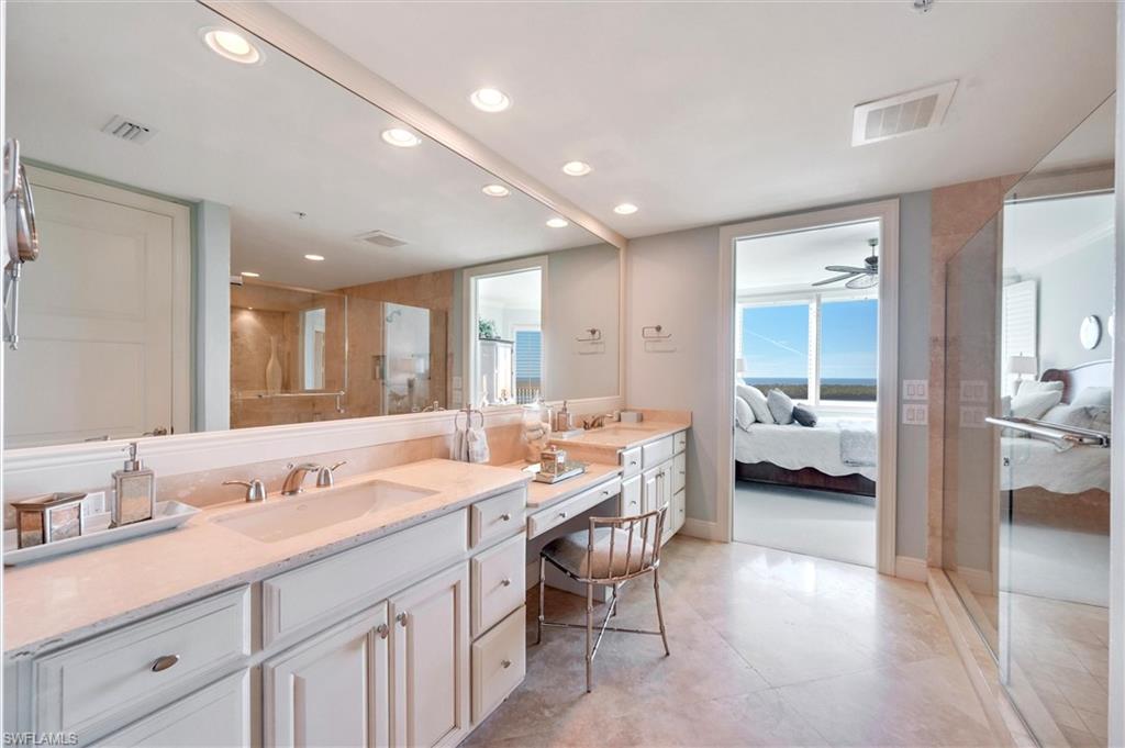 GRANDE GENEVA - Residential