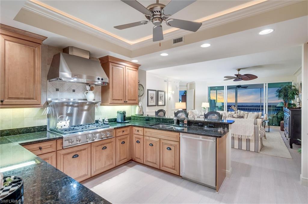 GRANDE GENEVA - Residential