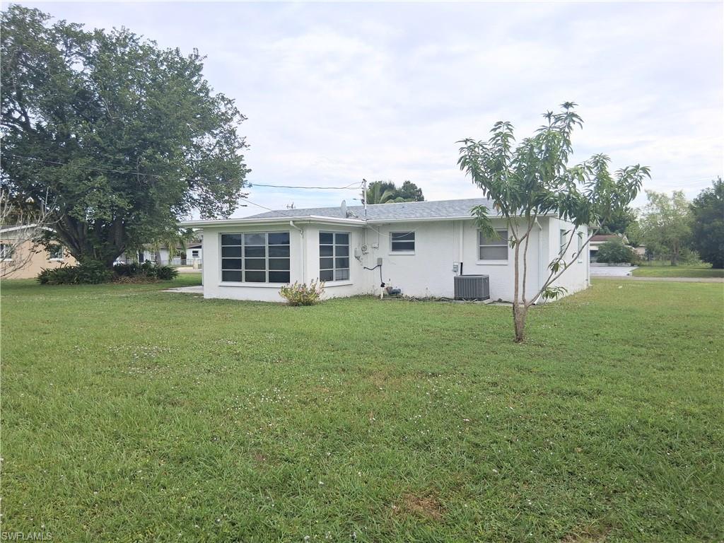 LEHIGH ACRES - Residential
