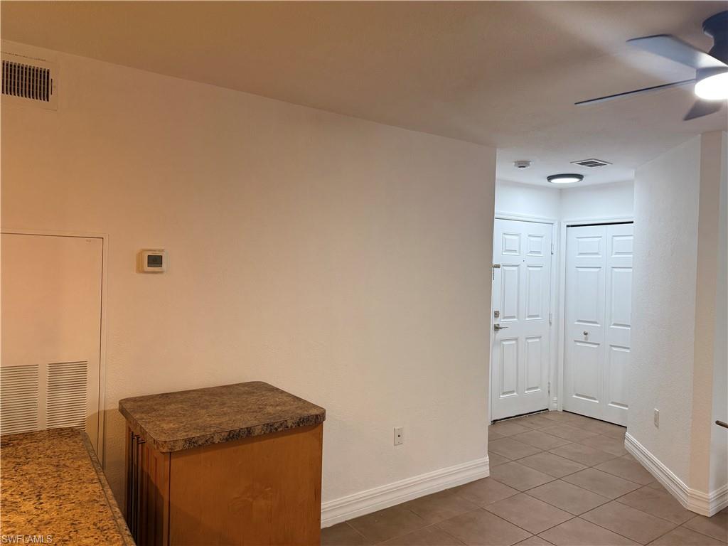 VENETIAN PALMS - Residential Lease