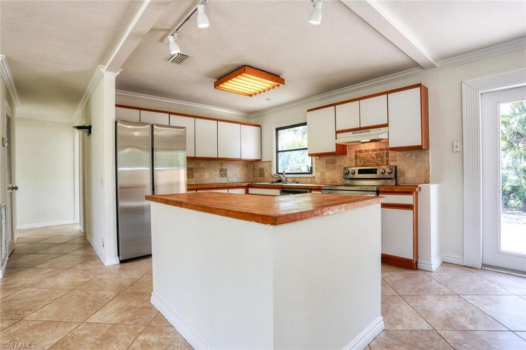 COCONUT GROVE - Residential