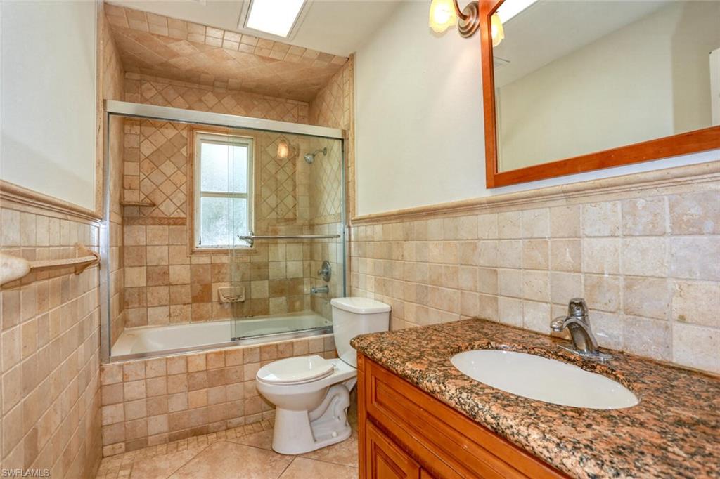 COCONUT GROVE - Residential