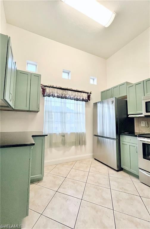 3417 Winkler AVE 602