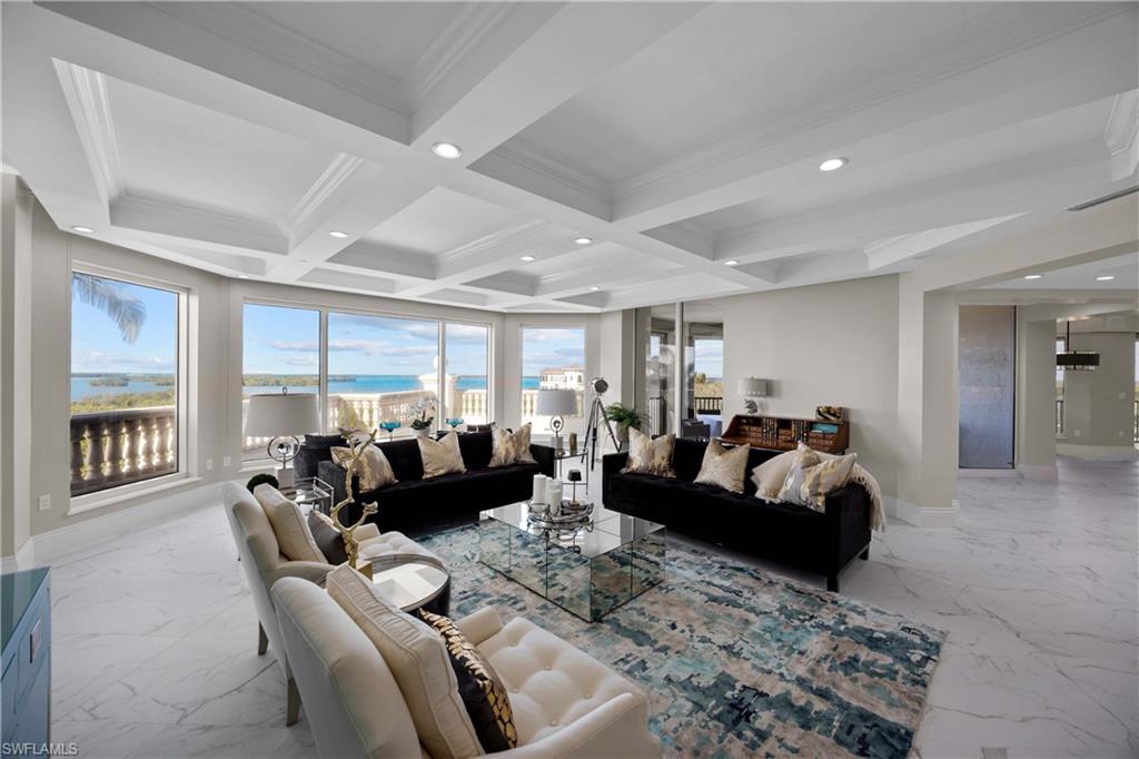 LA SCALA AT THE COLONY - Residential