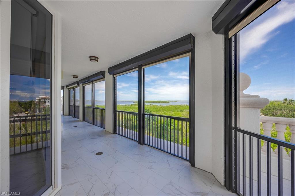 LA SCALA AT THE COLONY - Residential