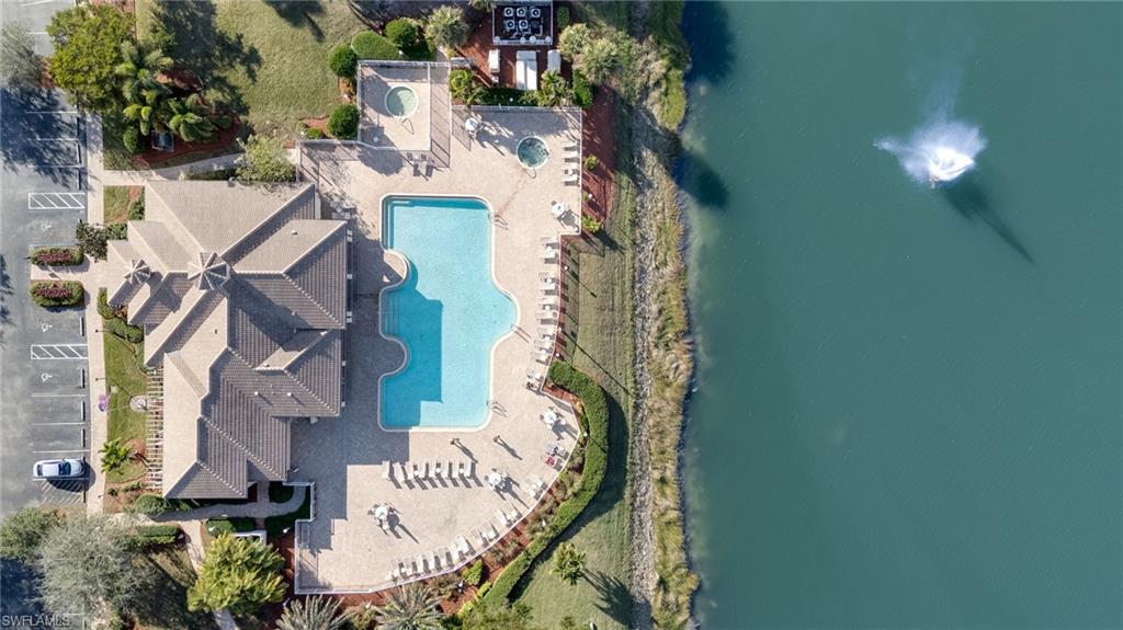 OLYMPIA POINTE - Residential