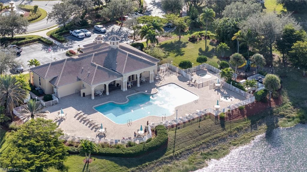 OLYMPIA POINTE - Residential