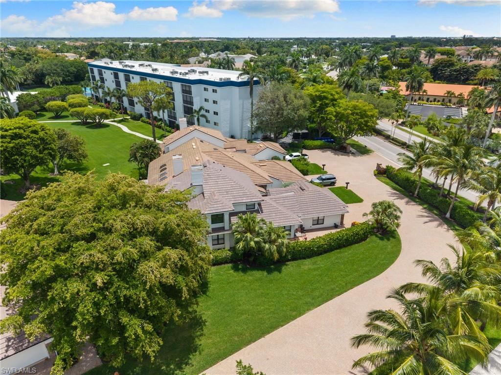 VILLAS OF PARK SHORE - Residential