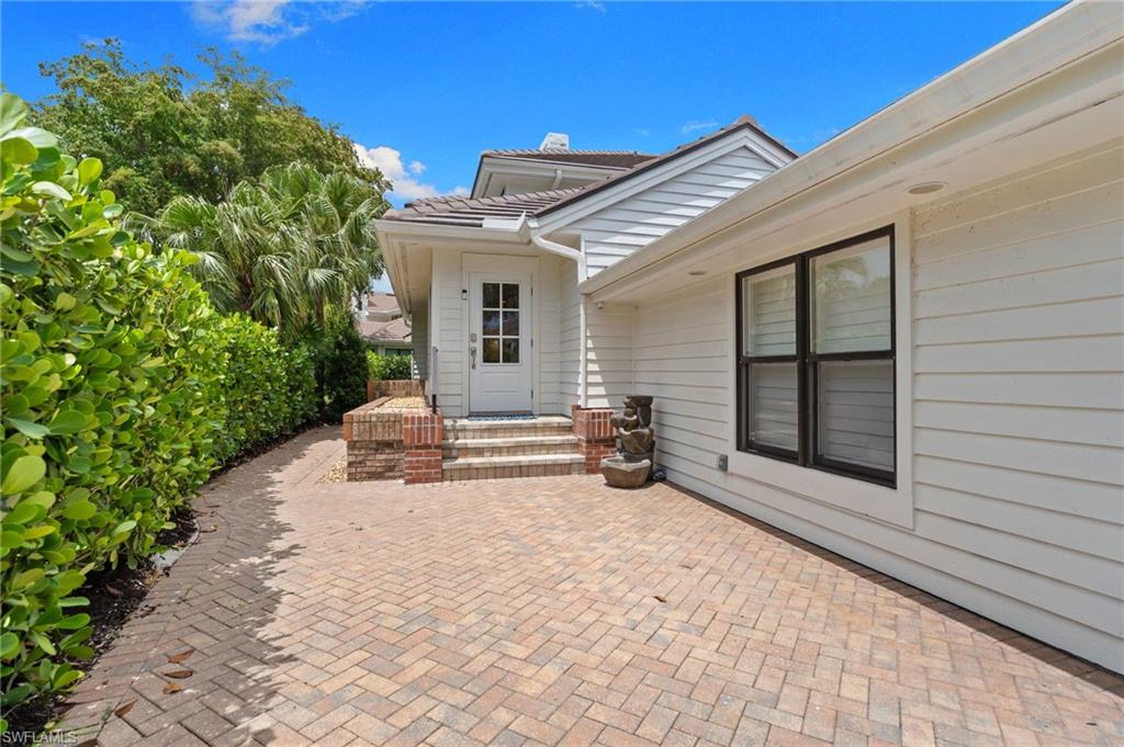 VILLAS OF PARK SHORE - Residential
