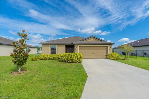 727 Morningview CT LEHIGH ACRES FL 33974