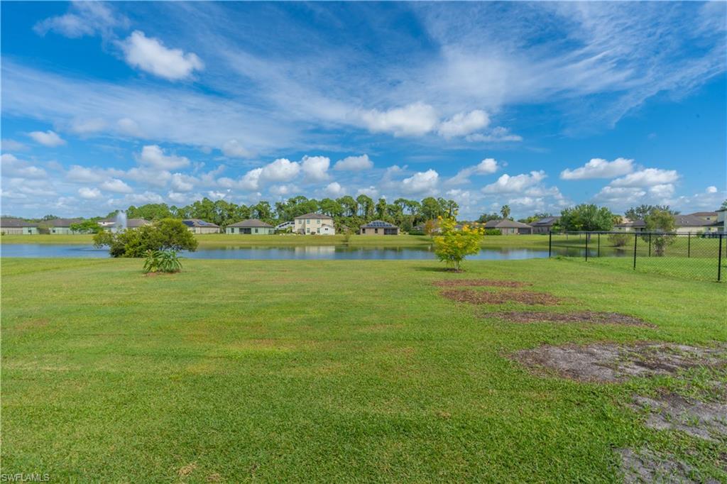 SHADOW LAKES - Residential