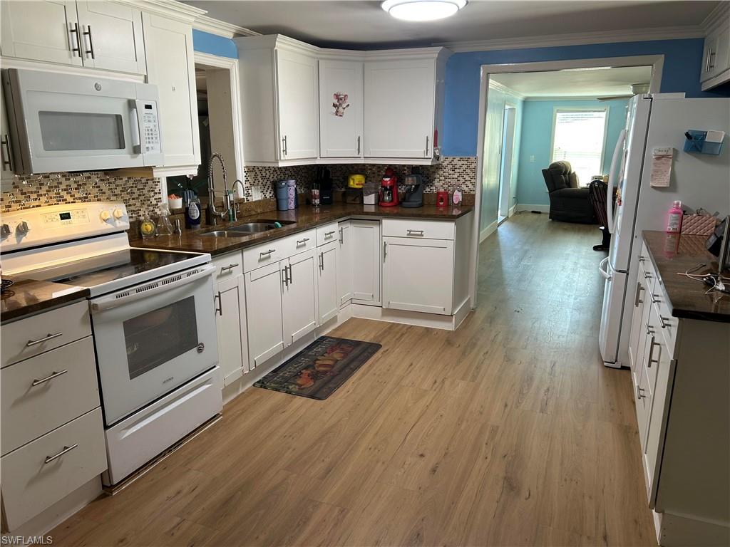 WEST WIND ESTATES - Residential