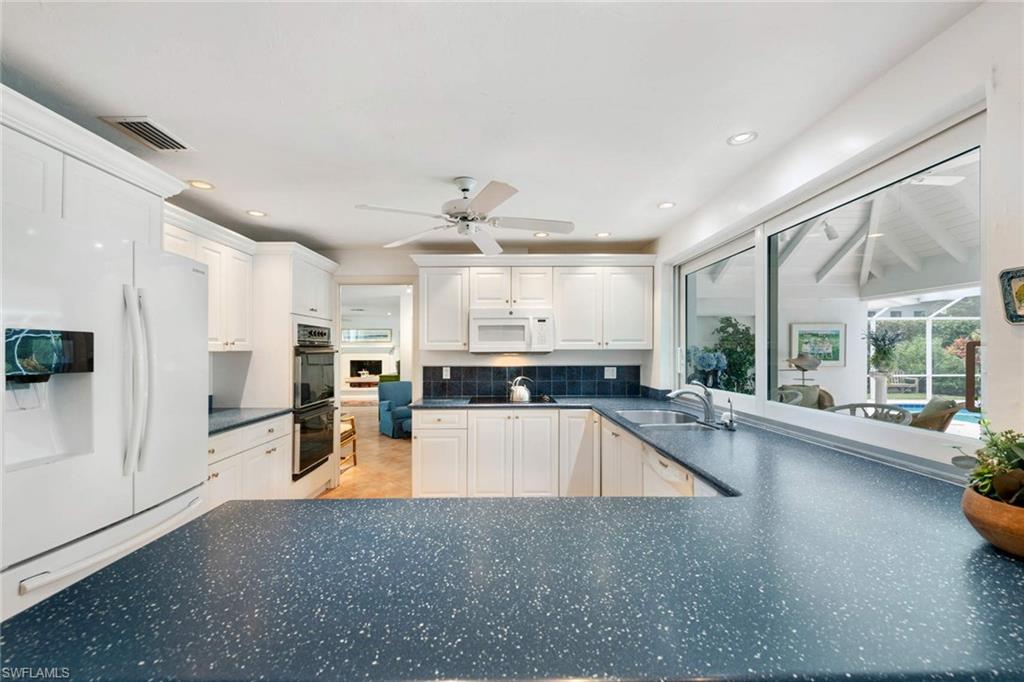 MOORINGS - Residential